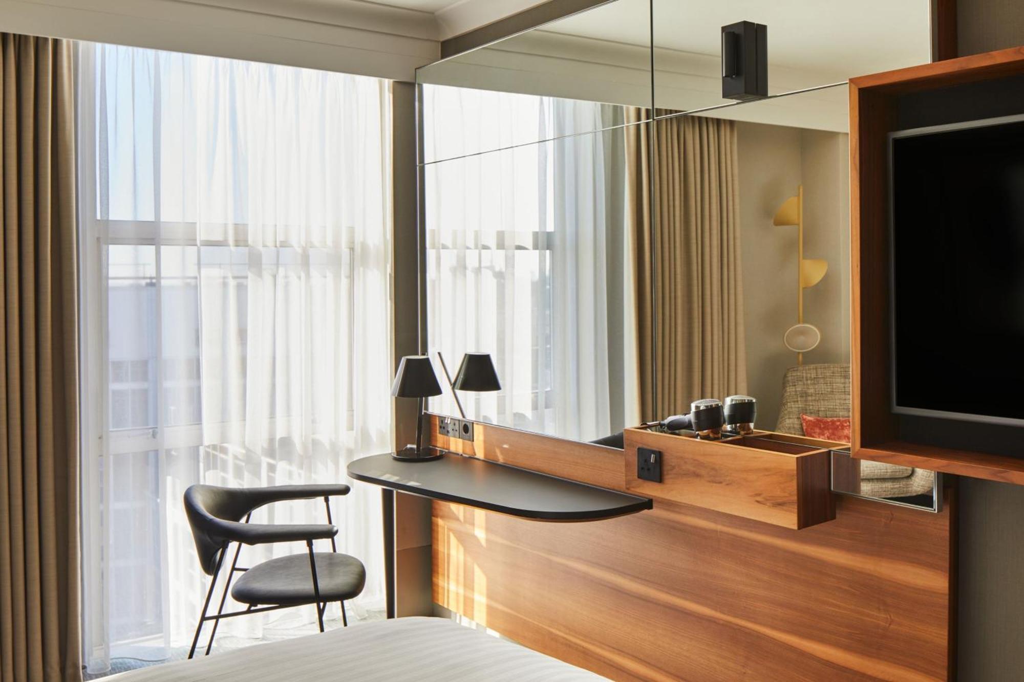 London Marriott Hotel Kensington Bagian luar foto